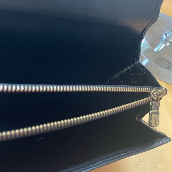 Louis Vuitton Epi Portefeuille Sarah Long Wallet Black - Picture 13 of 17